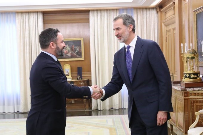 ep santiago abascal presidente de vox con el rey felipe vi
