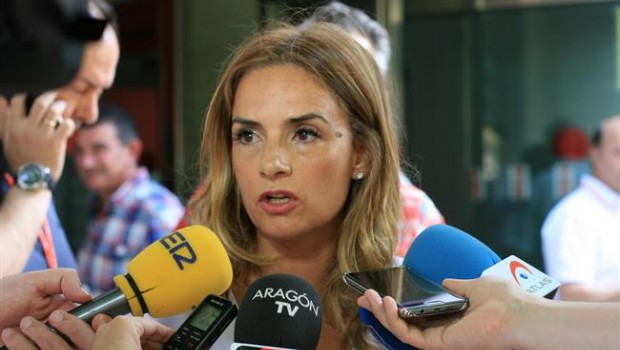 ep susana sumelzo atiendelos mediosmotivocongresillopsoe-zaragoza
