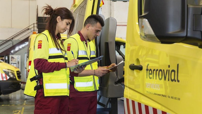 Trabajadores del servicio de ambulancias de Ferrovial | FERROVIAL ep trabajadores del servicio de ambulancias de ferrovial