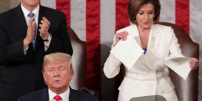 washington-le-4-fevrier-2020-donald-trump-a-ostensiblement-evite-de-serrer-la-main-a-nancy-pelosi-qui-en-retour-a-dechire-dans-un-geste-spectaculaire-sa-copie-du-discours washington-le-4-fevrier-2020-donald-trump-a-ostensiblement-evite-de-serrer-la-main-a-nancy-pelosi-qui-en-retour-a-dechire-dans-un-geste-spectaculaire-sa-copie-du-discours