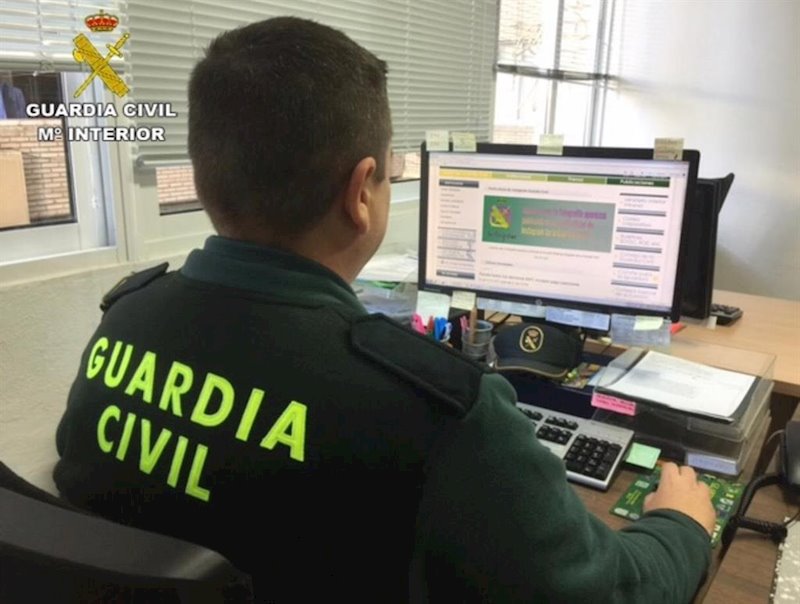 ep agente de la guardia civil
