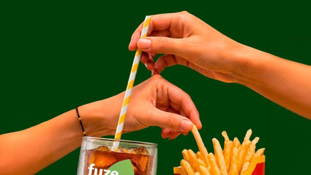 ep alianza entre mcdonalds y fuze tea coca cola