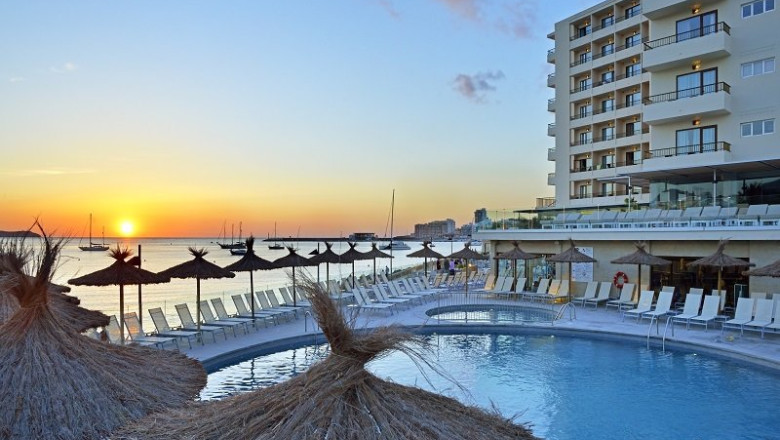 ep archivo   leonardo royal hotel ibiza san antonio