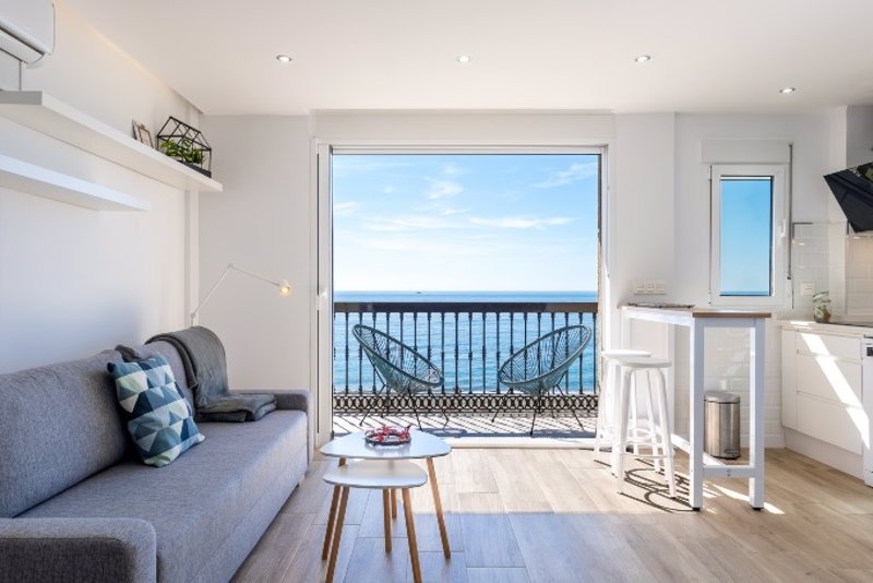 Europeo y con ingresos superiores a 6.000 euros, perfil del extranjero que pide hipoteca