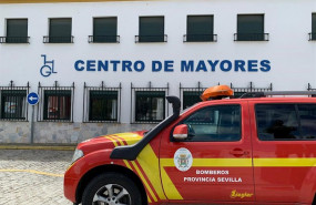 ep bomberos de la provincia desinfectan residencias de mayores en varias localidades de sevilla