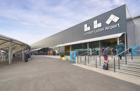 ep el aeropuerto de luton propiedad al 51 de aena automatiza sus operaciones de compras con la