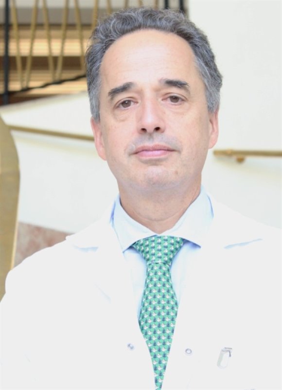 ep el doctor ricardo diez valle nuevo jefe del departamento de neurocirugia de la fundacion jimenez