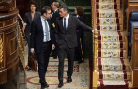 ep el ministro de economia carlos cuerpo i y el presidente del gobierno pedro sanchez d llegan a una