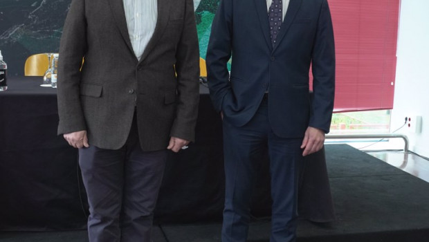 ep el presidente de denominacion de origen calificada rioja fernando ezquerro i y el director
