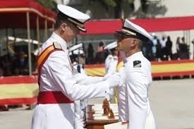 ep el rey en una imagen de archivo en la entrega de despachos a oficiales de la armada en san