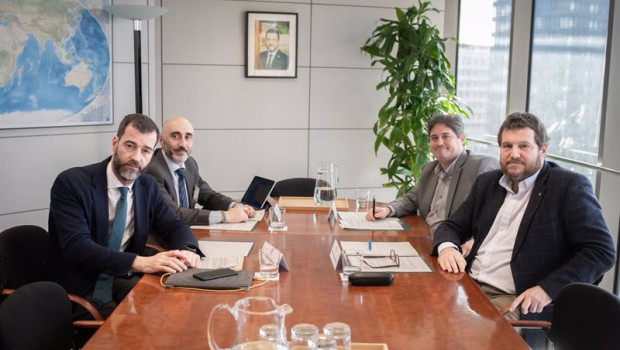 ep el secretario general de transporte aereo y maritimo benito nunez el director general de aviacion