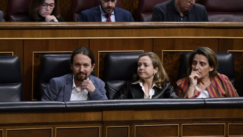El vicepresidente de Derechos Sociales y Agenda 2030, Pablo Iglesias, y la vicepresidenta de Asuntos Económicos, Nadia Calviño | Óscar Cañas - Europa Press - Archivo ep i-d el vicepresidente de derechos sociales y agenda 2030 pablo iglesias la vicepresidenta de