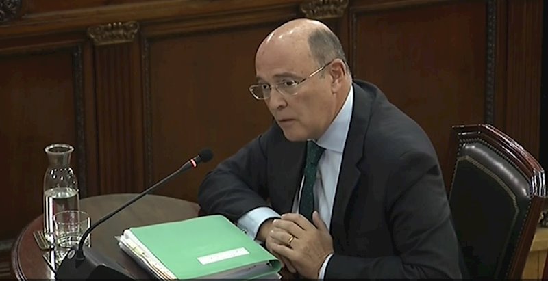 Imagen de archivo de la declaración en el juicio por el procés del coronel de la Guardia Civil Diego Pérez de los Cobos, coordinador del dispositivo policial para el 1-O | SEÑAL DE TV DEL TRIBUNAL SUPREMO - Archivo ep imagen de archivo de la declaracion en el juicio por el proces del coronel de la guardia civil
