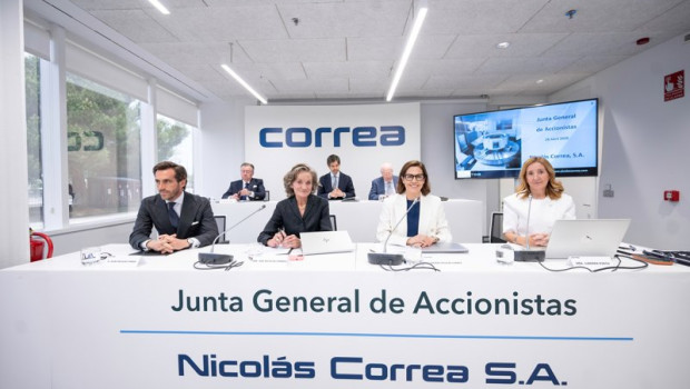 ep junta general de accionistas de grupo correa 28 de abril 2026 izq a dch desde arriba alfredo