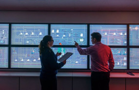 ep trabajadores de vodafone espana empleando la tecnologia smart metering basada en contadores