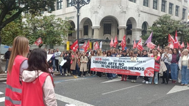 ep ugt estima en un 60 65 el seguimiento de la segunda huelga del comercio textil en cantabria