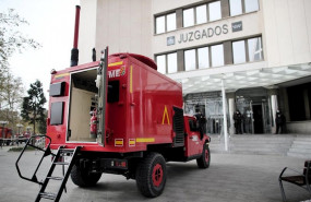 ep un camion de militares de la ume situado en plaza castilla