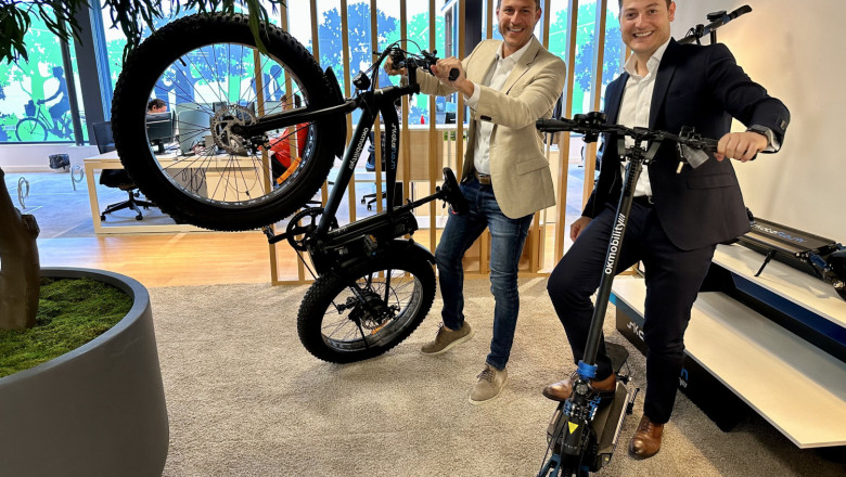 othman ktiri presidente de ok venture y abel jordn ceo de skateflash 20230427122623 