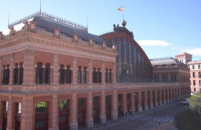 ep archivo   edificio historico de la estacion de tren de madrid atocha