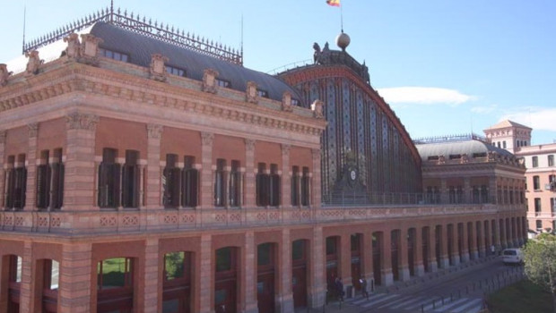 ep archivo   edificio historico de la estacion de tren de madrid atocha