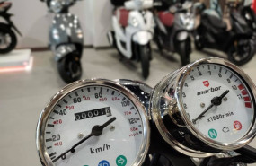 ep archivo   motocicletas nuevas a la venta en un concesionario