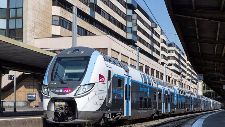 ep archivo unidad de tren fabricada por bombardier para sncf ep archivo unidad de tren fabricada por bombardier para sncf