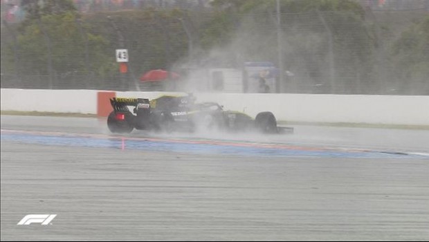 ep carlos sainz bajolluviagpalemania