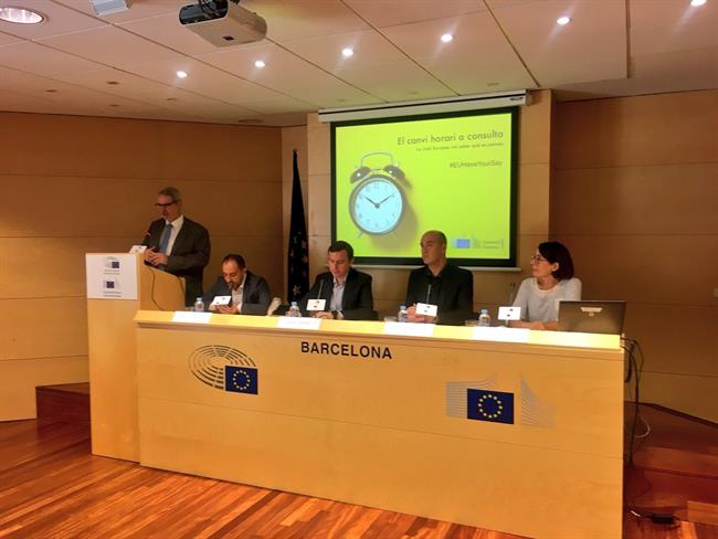 Debate sobre el cambio horario en la sede de la Comisión Europea en Barcelona | REPRESENTACIÓN DE LA COMISIÓN EUROPEA EN BARCELONA ep debatecambio horariola sedela comision europeabarcelona