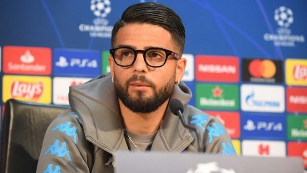 ep el jugador del napoles lorenzo insigne en rueda de prensa