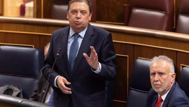 ep el ministro de agricultura pesca y alimentacion luis planas interviene durante una sesion de 20250219132205