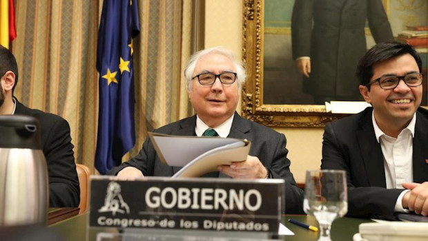 ep el ministro de universidades manuel castells en febrero en su primera comparecencia en el