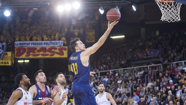 Heurtel anota en el Barcelona - Real Madrid | ACB PHOTO/V. SALGADO ep heurtel anotabarcelona - real madrid
