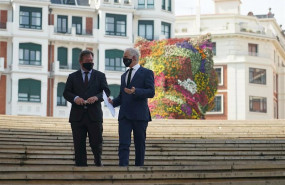 ep i-d el consejero de cultura del gobierno vasco bingen zupiria y el director general del museo