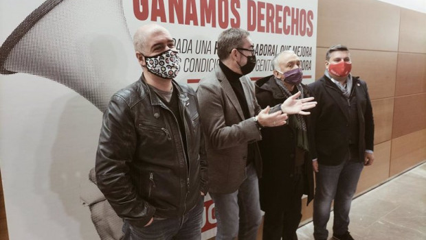 ep los secretarios generales de ccoo unai sordo y ugt pepe alvarez junto a los responsables en c lm