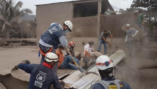 ep miembrosbomberos unidosfronteras en guatemala
