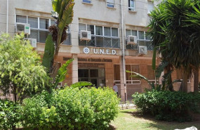 ep uned malaga fachada