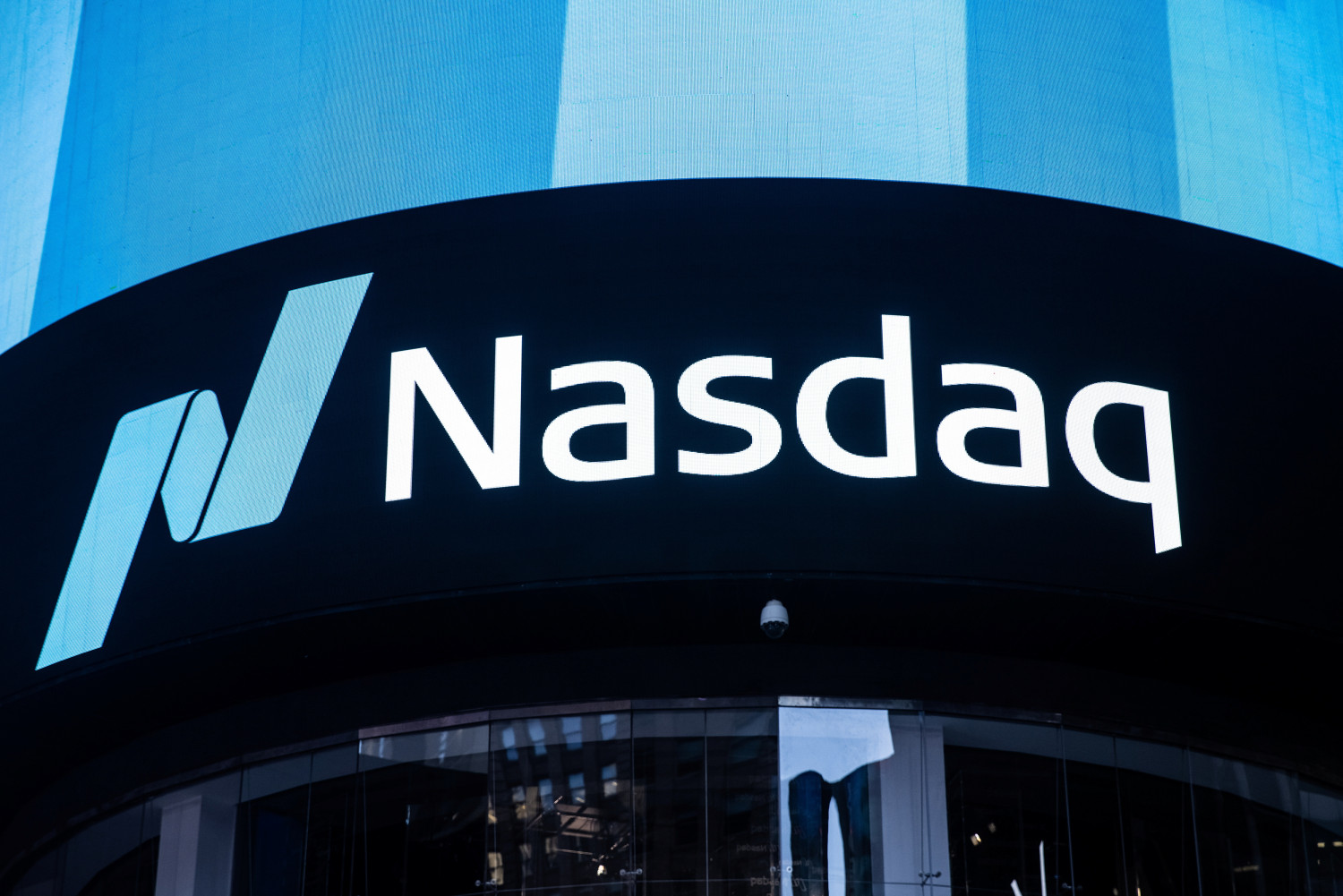El Nasdaq 100 extiende la corrección del corto plazo