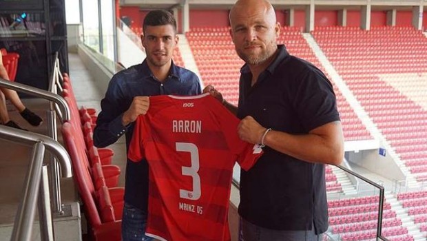 ep aaron martin enpresentacionnuevo jugadormainz