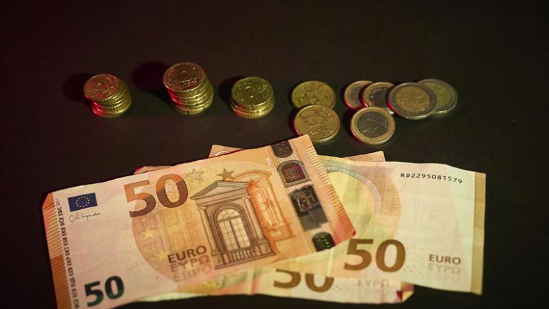 ep archivo   billetes y monedas en madrid espana