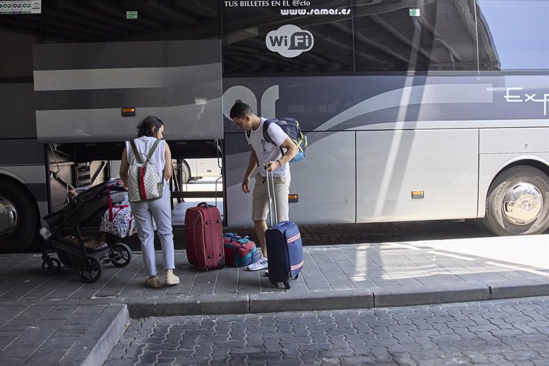 La producción del sector servicios sube un 4,1% en marzo y suma dos meses al alza
