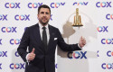 ep archivo   el ceo de cox enrique riquelme toca la campana durante la ceremonia de salida a bolsa