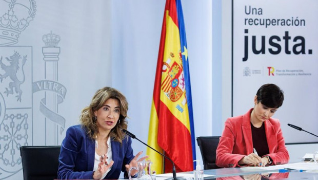 ep archivo   la ministra de transportes movilidad y agenda urbana raquel sanchez i y la ministra