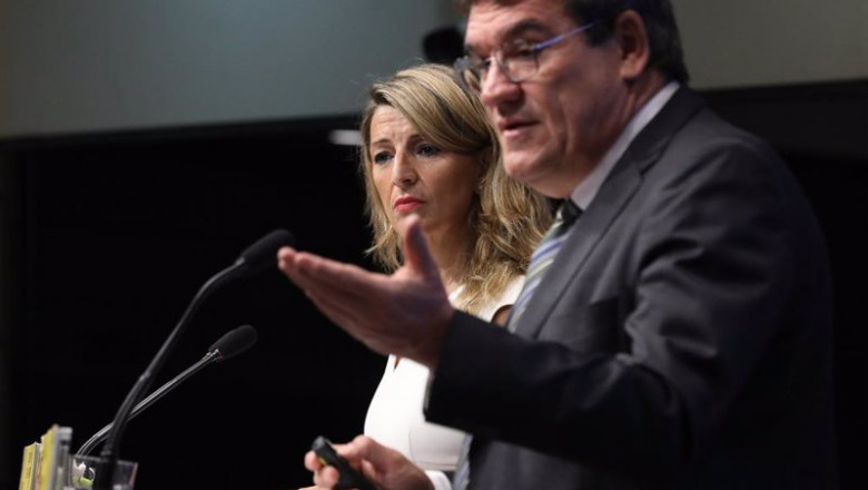 Archivo - La vicepresidenta segunda del Gobierno y ministra de Trabajo y Economía Social, Yolanda Díaz, y el ministro de Inclusión, Seguridad Social y Migraciones, José Luis Escrivá | Marta Fernández Jara - Europa Press - Archivo ep archivo la vicepresidenta segunda del gobierno y ministra de trabajo y economia social yolanda 20211003112404