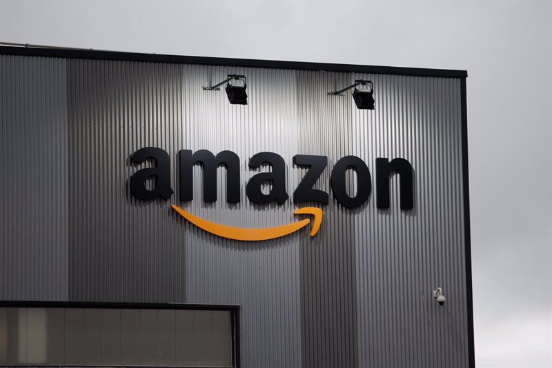 Amazon permitirá a los concesionarios vender vehículos en su web en 2024