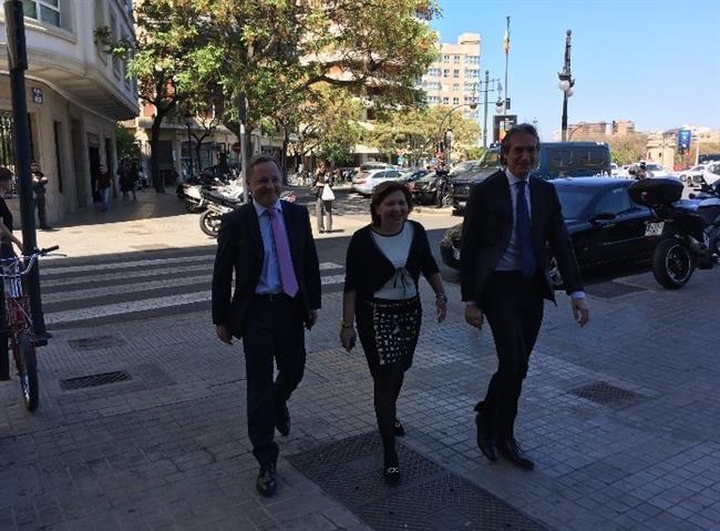 Bonig y De la Serna se reúnen en la sede del PPCV | PPCV ep bonigdesernareunenla sedeppcv