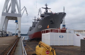 ep botadura del buque logistico de la armada australiana stalwart en navantia