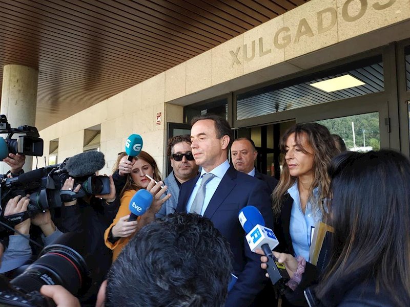 ep el abogado de la familia de diana quer ricardo perez lama a la salida de los juzgados de ribeira