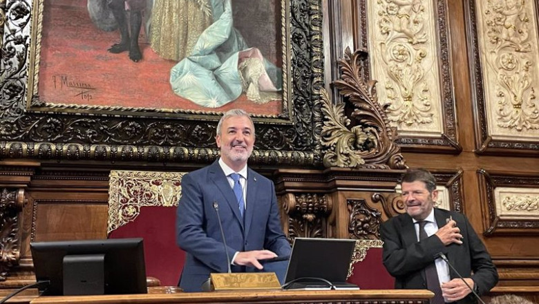 ep el alcalde de barcelona jaume collboni y el teniente de alcalde de seguridad albert batlle este ep el alcalde de barcelona jaume collboni y el teniente de alcalde de seguridad albert batlle este
