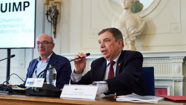 ep el ministro de agricultura luis planas en la uimp