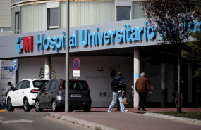 ep entrada al hospital universitario de torrejon donde se encuentran ingresados los dos nuevos